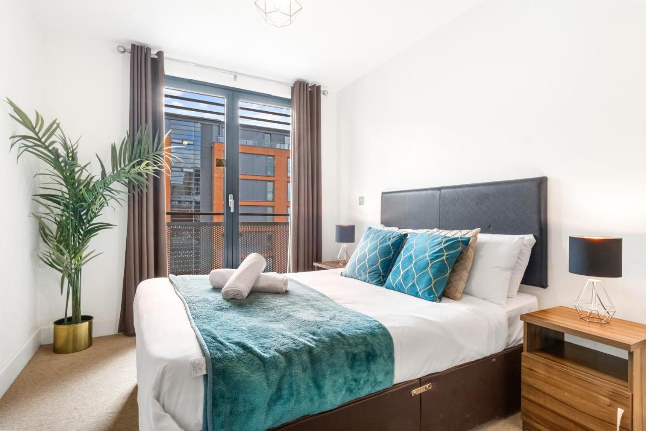 برمنغهام Haus City Centre 2 Bedroom Apartment L Parking L Balcony L Wifi L Smart Tv L Arcadian L China Town المظهر الخارجي الصورة